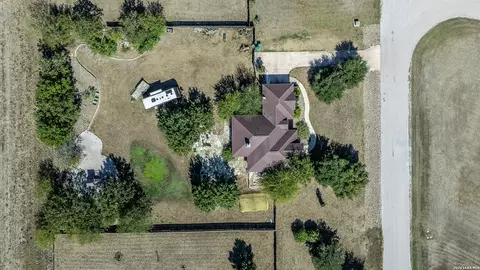 View/Area - 17915 Rockys Cir, Lytle, TX 78052 photo 2 of 4