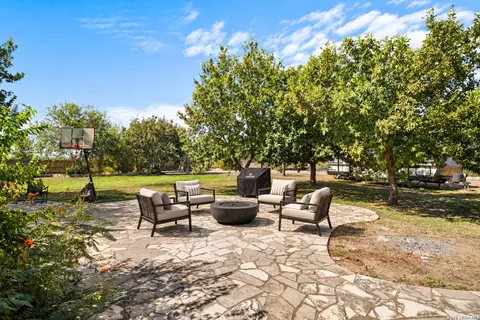 Exterior - 17915 Rockys Cir, Lytle, TX 78052 photo 5 of 7