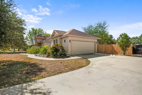Exterior - 17915 Rockys Cir, Lytle, TX 78052 photo 3 of 7