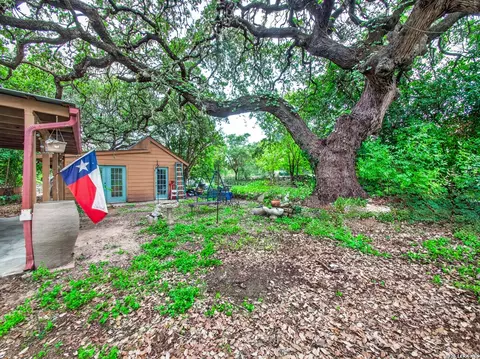 Exterior - 503 Hackberry St, Blanco, TX 78606 photo 9 of 13
