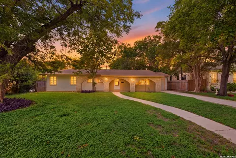 410 North Dr, San Antonio, TX 78201