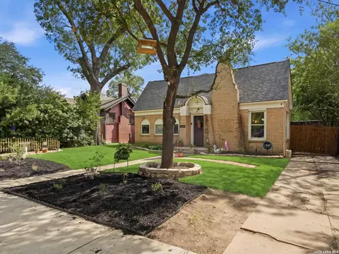 2024 W Summit Ave, San Antonio, TX 78201