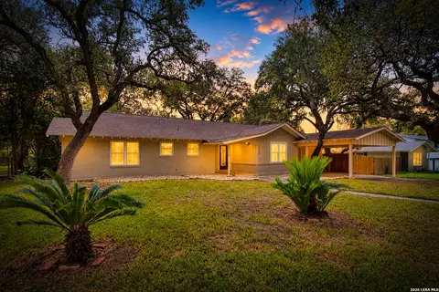 2742 Hitching Post St, San Antonio, TX 78217