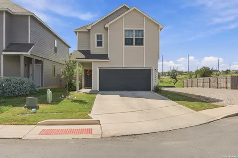 10030 Boulder Opal, San Antonio, TX 78245