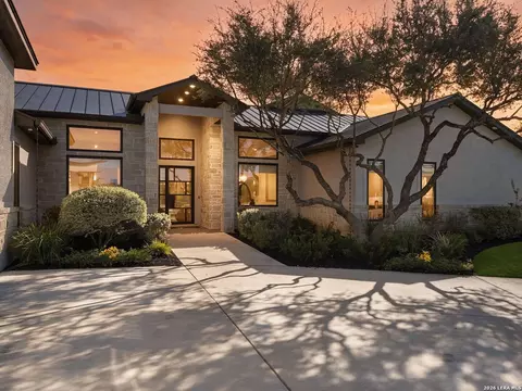 23214 Tablerock Way, San Antonio, TX 78255
