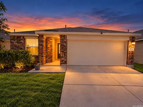 9751 Morgans Ml, San Antonio, TX 78254