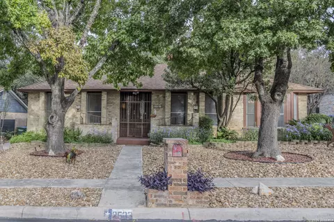 2523 Wilderness Hl, San Antonio, TX 78231