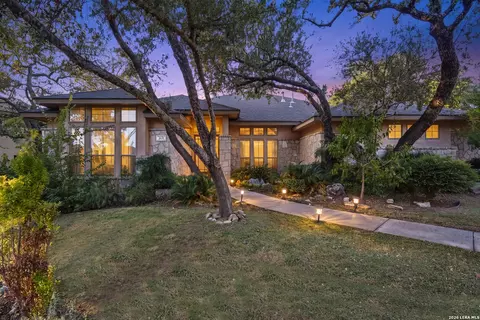 2631 Bayhill Cv, San Antonio, TX 78258