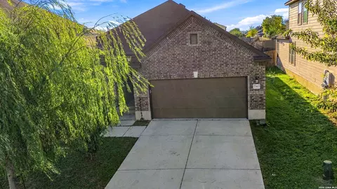 Exterior - 7563 Copper Kettle, Converse, TX 78109 photo 4 of 5