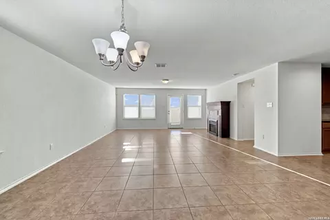 Living - 7563 Copper Kettle, Converse, TX 78109 photo 1 of 7