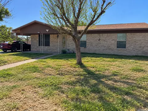 Exterior - 1203 Fair Haven Dr, Eagle Pass, TX 78852 photo 2 of 4
