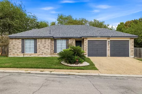 12111 Stoney Pond, San Antonio, TX 78247