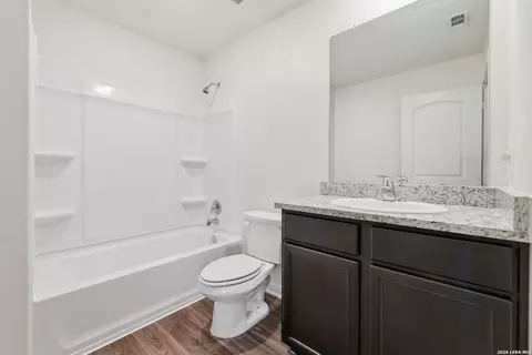 Bath - 3834 Leighton Hbr, Von Ormy, TX 78073 photo 2 of 2