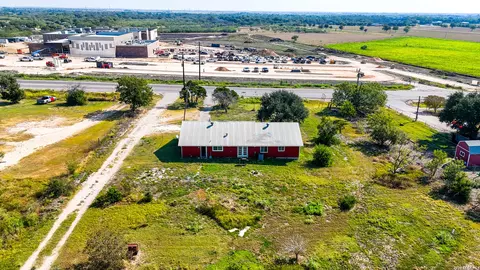 6616 Fm 725, New Braunfels, TX 78130