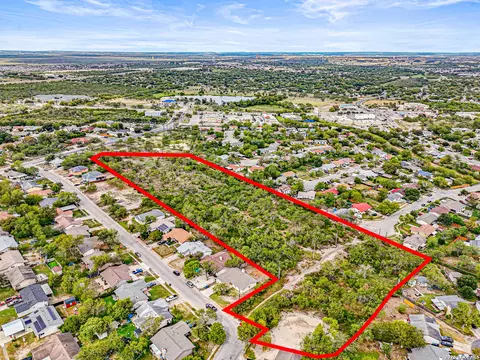 8702 Old Sky Hbr, San Antonio, TX 78242