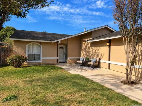 11403 Jarbo Pass Dr, San Antonio, TX 78245