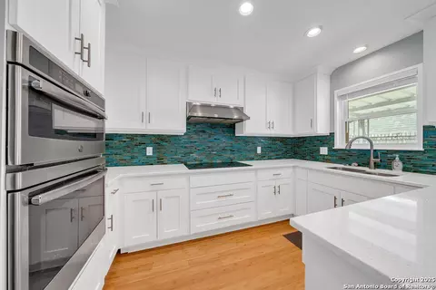 102 Ruelle #200-B, San Antonio, TX 78209