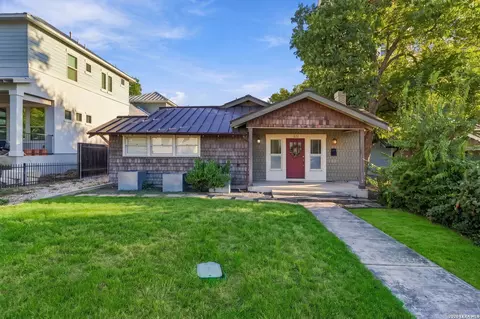 122 Davis Ct, San Antonio, TX 78209