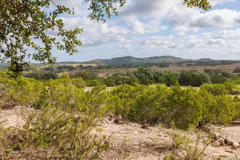 View/Area - 2970 Rolling Hls, Blanco, TX 78606 photo 4 of 23