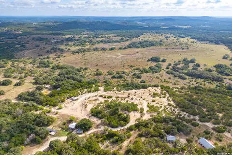 View/Area - 2970 Rolling Hls, Blanco, TX 78606 photo 22 of 23