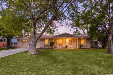 5247 Round Table, San Antonio, TX 78218