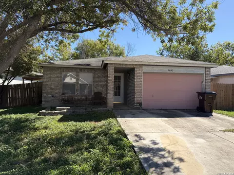 9850 Misty Plain Dr, San Antonio, TX 78245