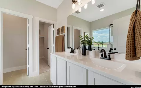 Bath - 5235 Olene Flts, Von Ormy, TX 78073 photo 2 of 3