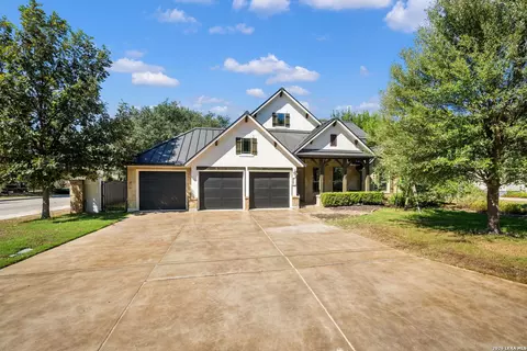 204 Becker St, Boerne, TX 78006
