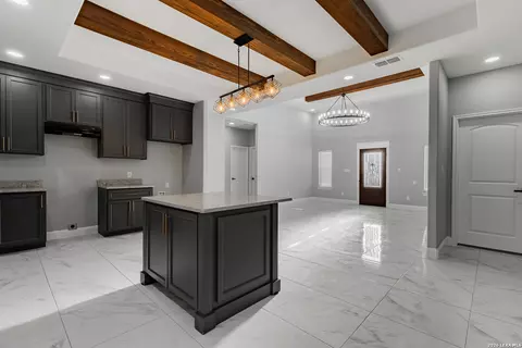 Entry Way - 1096 Colon Ln, Eagle Pass, TX 78852 photo 1 of 1