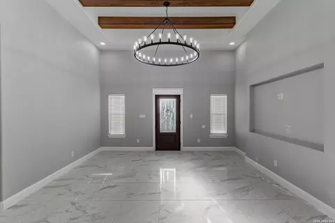 Living - 1096 Colon Ln, Eagle Pass, TX 78852 photo 1 of 1