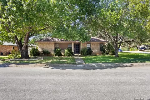 13723 Hunters Hawk St, San Antonio, TX 78230