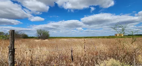 4366 Fm 2030, Eagle Pass, TX 78852 photo 6
