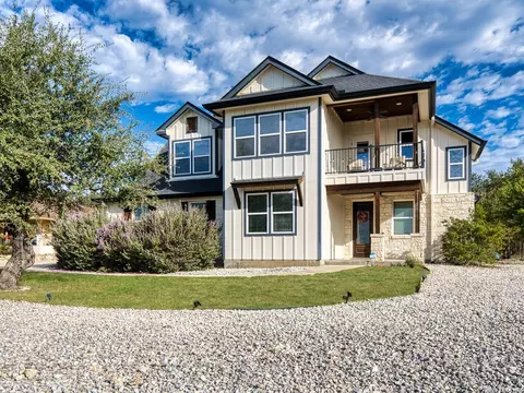 1644 Lake Ridge Blvd, Canyon Lake, TX 78133