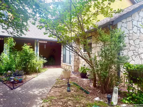 701 Thetford, San Antonio, TX 78254