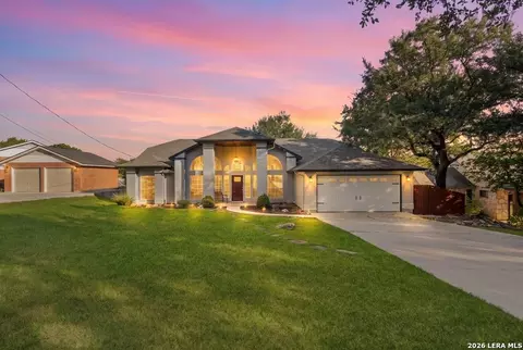 1122 Midnight Dr, San Antonio, TX 78260