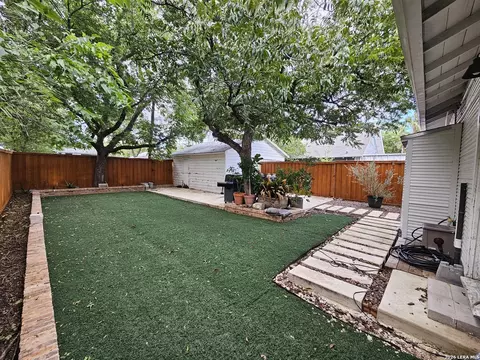 325 Hammond Ave, San Antonio, TX 78210