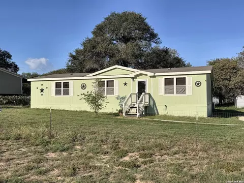 22803 Black Cherry, Elmendorf, TX 78112