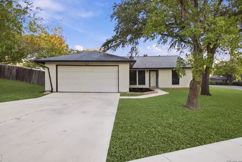 4835 Bohill, San Antonio, TX 78217