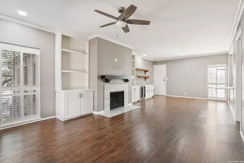 7707 Broadway St #17, San Antonio, TX 78209