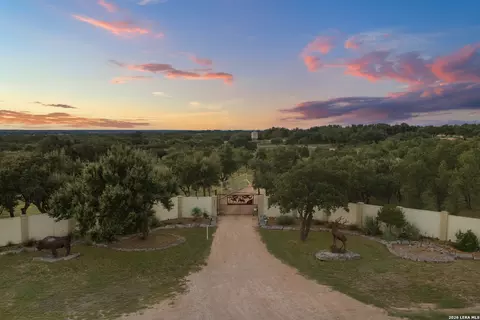 3701 Highway 41, Mountain Home, TX 78058