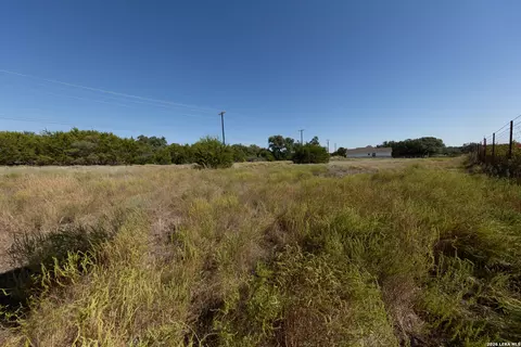 418 George Dolson, Blanco, TX 78606 photo 5