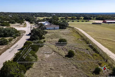 418 George Dolson, Blanco, TX 78606 photo 3