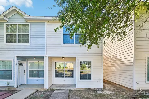 14 Autumn Riv #14, San Antonio, TX 78245