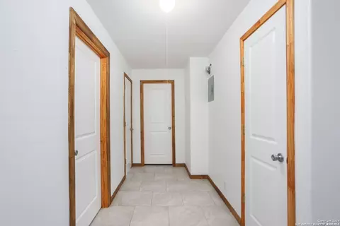 Entry Way - 620 County Road 6846, Lytle, TX 78052 photo 1 of 1
