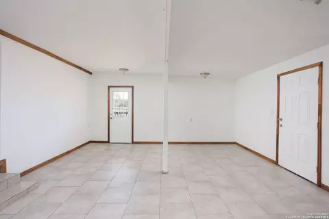Living - 620 County Road 6846, Lytle, TX 78052 photo 6 of 6