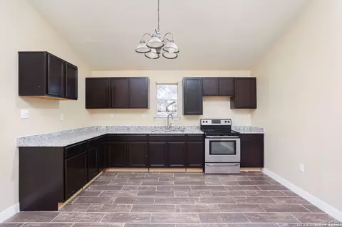 Kitchen - 620 County Road 6846, Lytle, TX 78052 photo 1 of 2