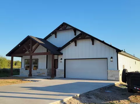 1114 Mccoy Rd, San Antonio, TX 78069