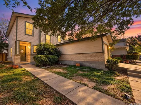 5542 Spring Day, San Antonio, TX 78247