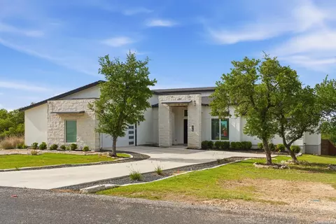 25722 Echo Mtn, San Antonio, TX 78260