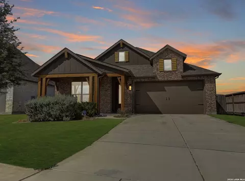 169 Laurel Oak, Castroville, TX 78009